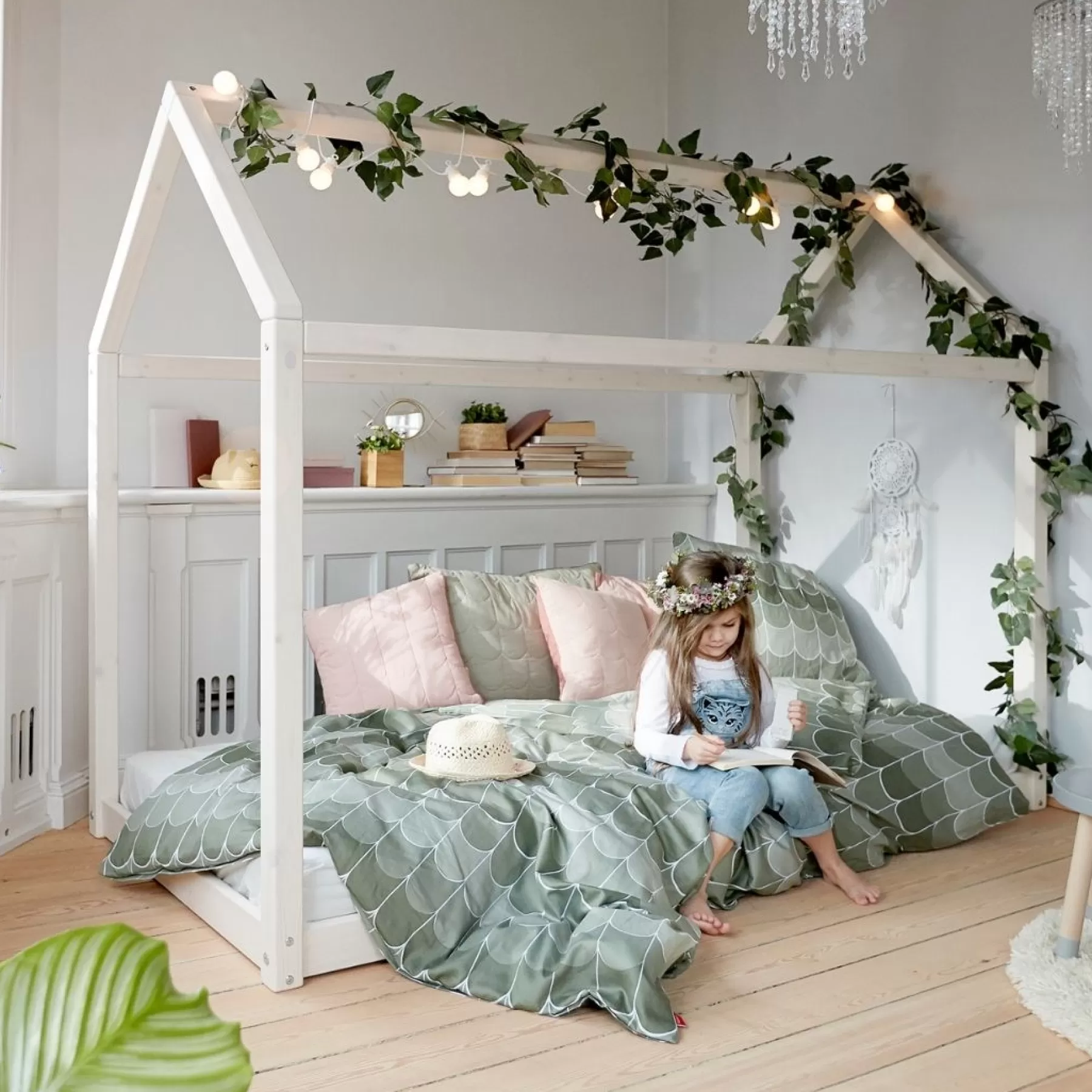 FLEXA COTTAGE Cama individual, White Washed Pine, 90x200 cm^ House Beds | Camas Individuales